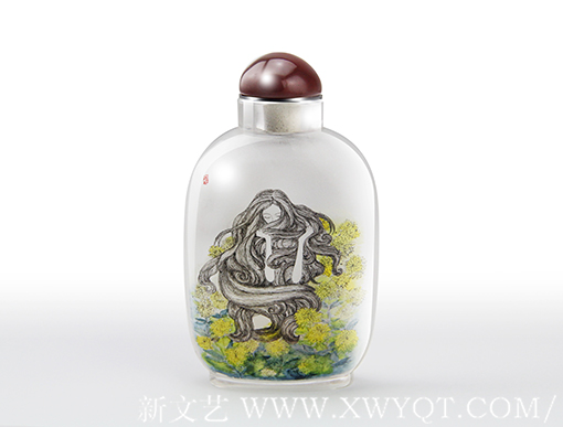 万欢内画鼻烟壶作品《少女系列》 规格：10.5cmx7.5cmx2cm 创作年代：2016年